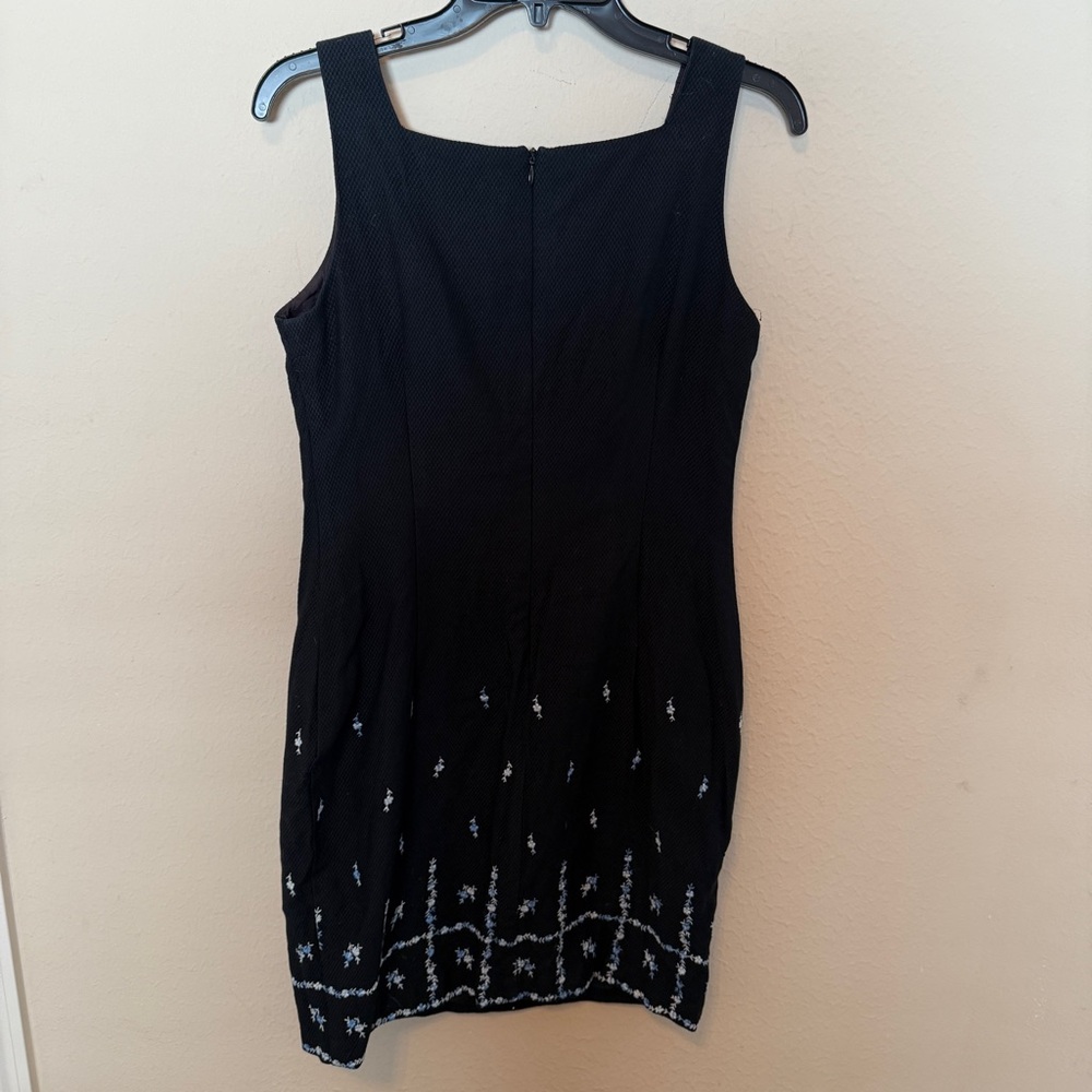 Laundry By Shelli Segal Shift Dress Navy With Embroidered Flowers Sleeveless 12 - Picture 2 of 6